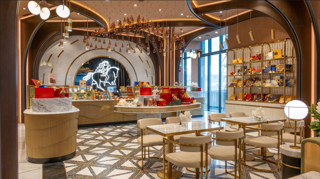 GODIVA CAFÉ Tersane Kafe: Boğaz’a Karşı Çikolata Keyfi